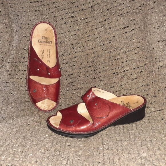 FINN COMFORT-Red Patent Leather Rhinestone Slides-Sz 5D-7 US-Excellent - Picture 1 of 7